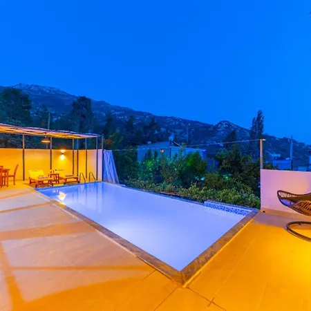 Fauna Villa